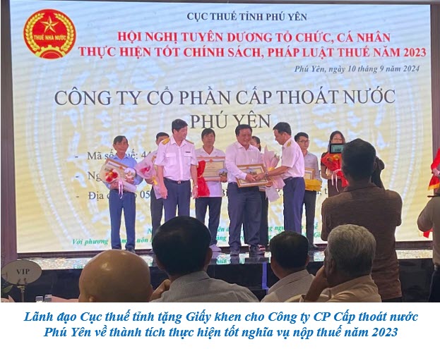 Công ty cổ phần Cấp thoát nước Phú Yên được Tuyên dương khen thưởng về thành tích thực hiện tốt nghĩa vụ nộp thuế